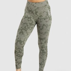 Gymshark Adapt Camo Seamless Green